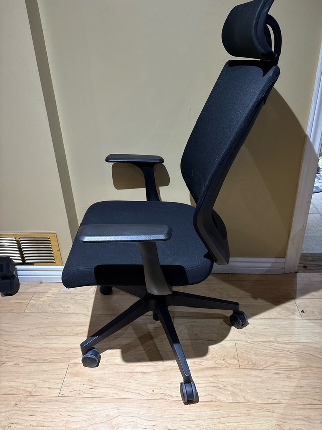 ergonomic office chair - photo 4