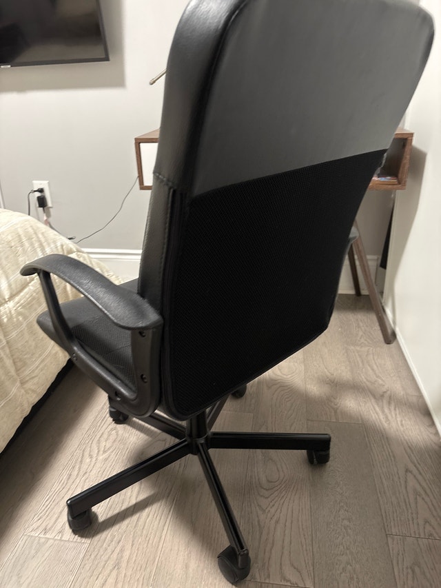 Ikea Renberget Chair - photo 2