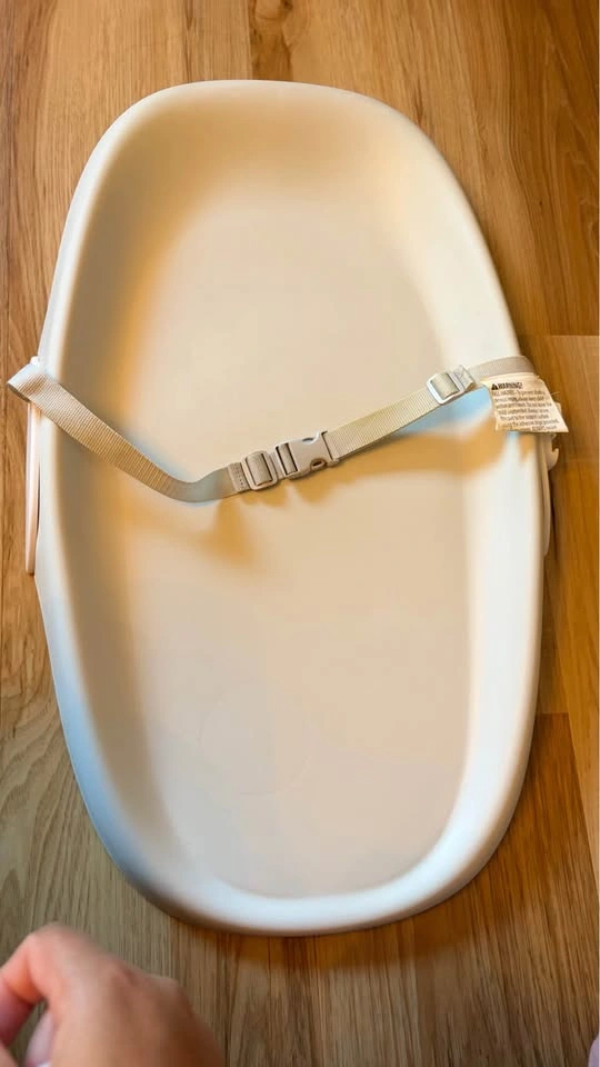 Skip hop baby changing pad - photo 4