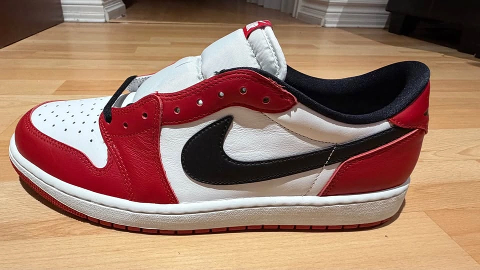 Nike Air Jordan 1 Low Red White Black - photo 3