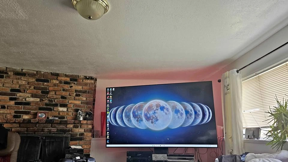 Samsung 85 inch tv 4K smart