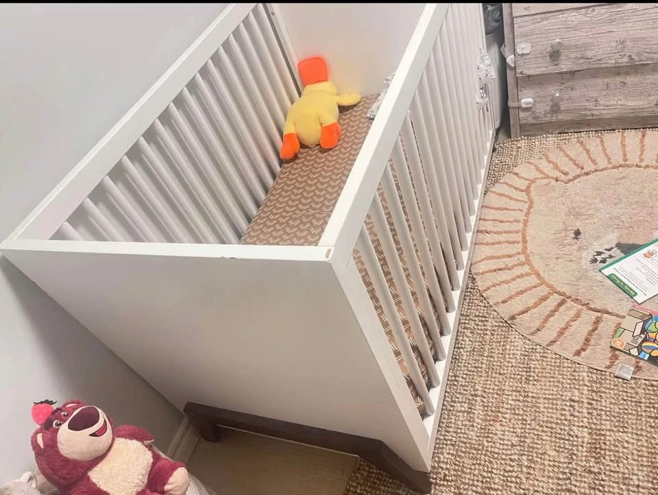 Baby crib - photo 3