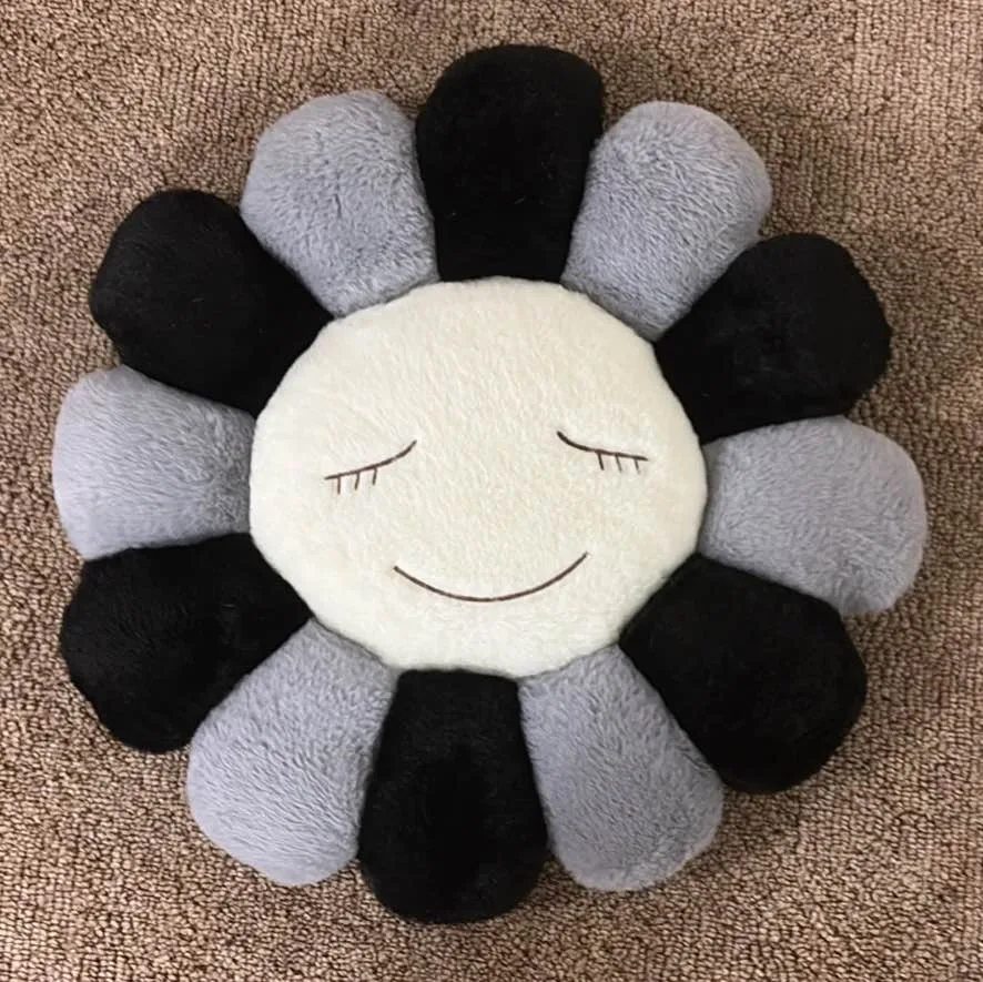 Murakami pillow 60cm x 60cm - photo 3