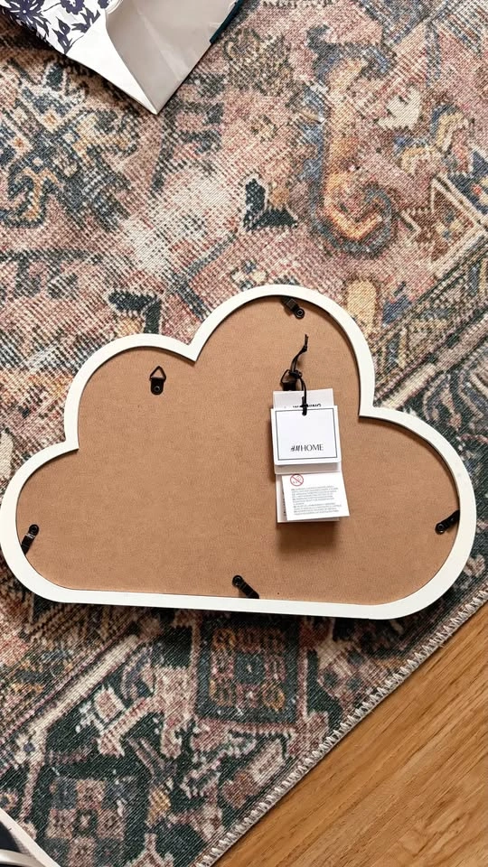 H&M cloud shaped mirror 13.75w x 10h - photo 2