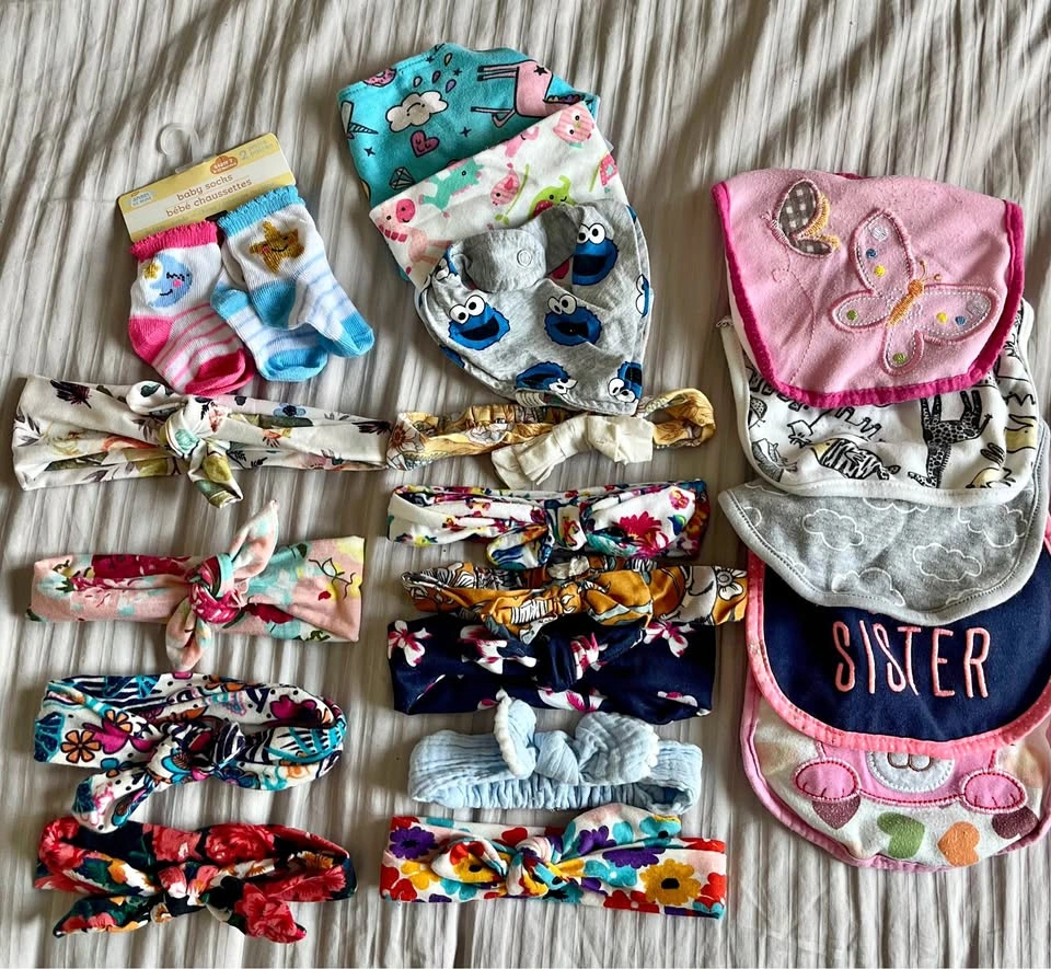 Baby bibs & headbands