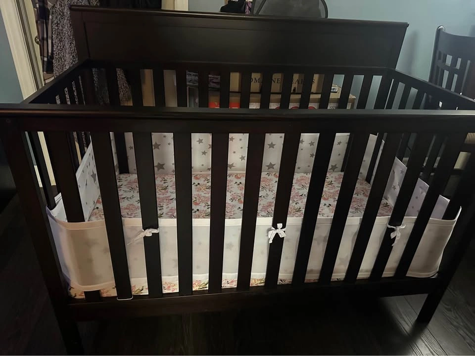 Storkcraft convertible baby crib and dual sided crib mattress - photo 2