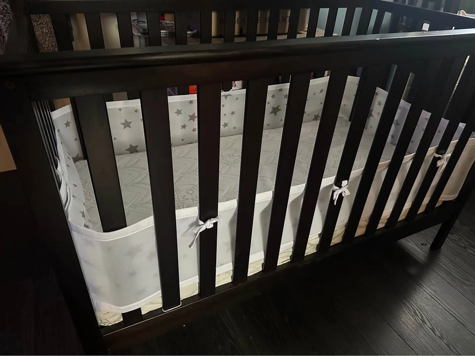 Storkcraft convertible baby crib and dual sided crib mattress - photo 5