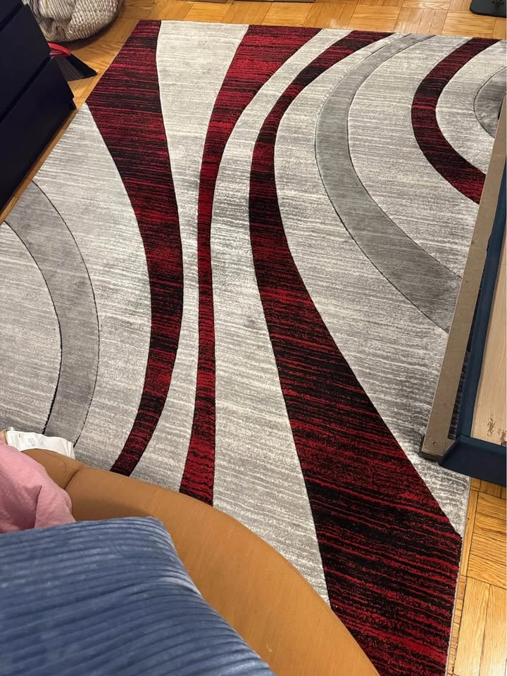 Moving Sale - Modern Abstract Area Rug 79x114 inches - photo 2