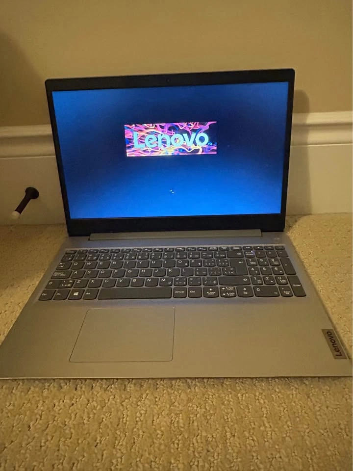 Lenovo Idea Pad 3 15igl05 - photo 2