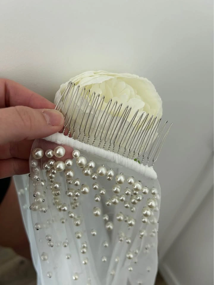 Cathedral Veil cascade pearls - photo 3