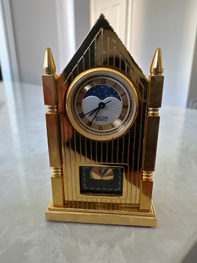 VTG Bulova "Chancery Steeple" miniature desk clock. Model B0509 - photo 2