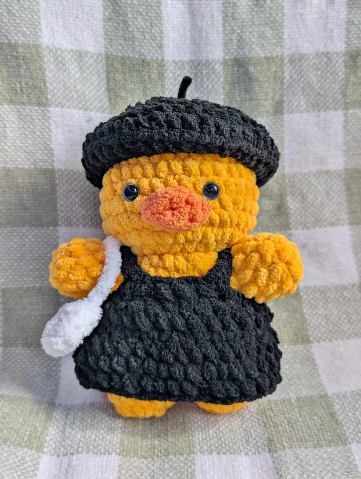 Crochet Dress-Up Ducks