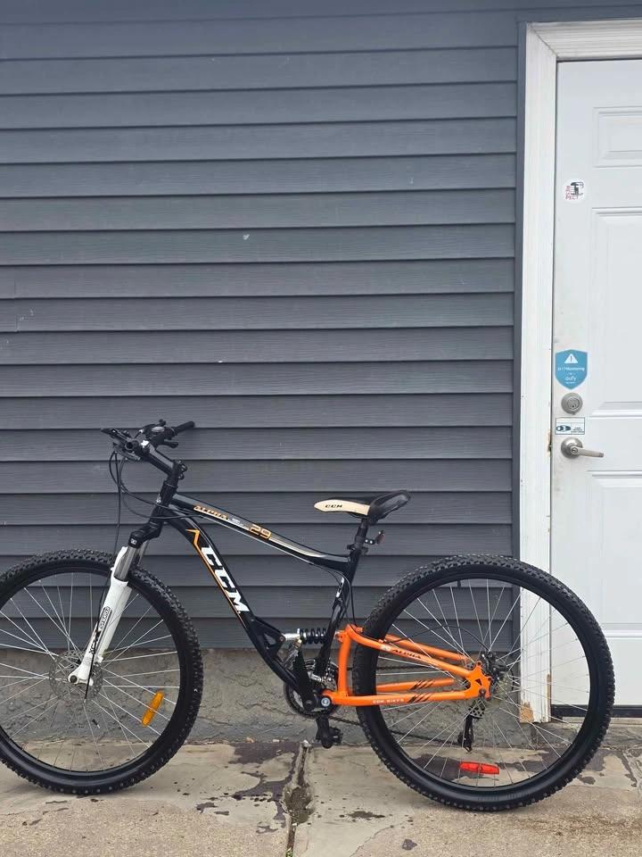 CCM Alpha 29 Mountain Bike - photo 2