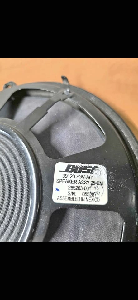 Bose Speaker 39120-S3V-A61 25 CM