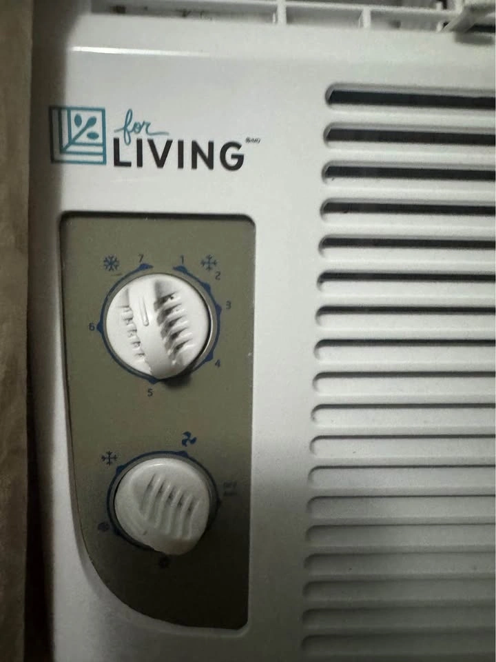 Living window Air conditioner