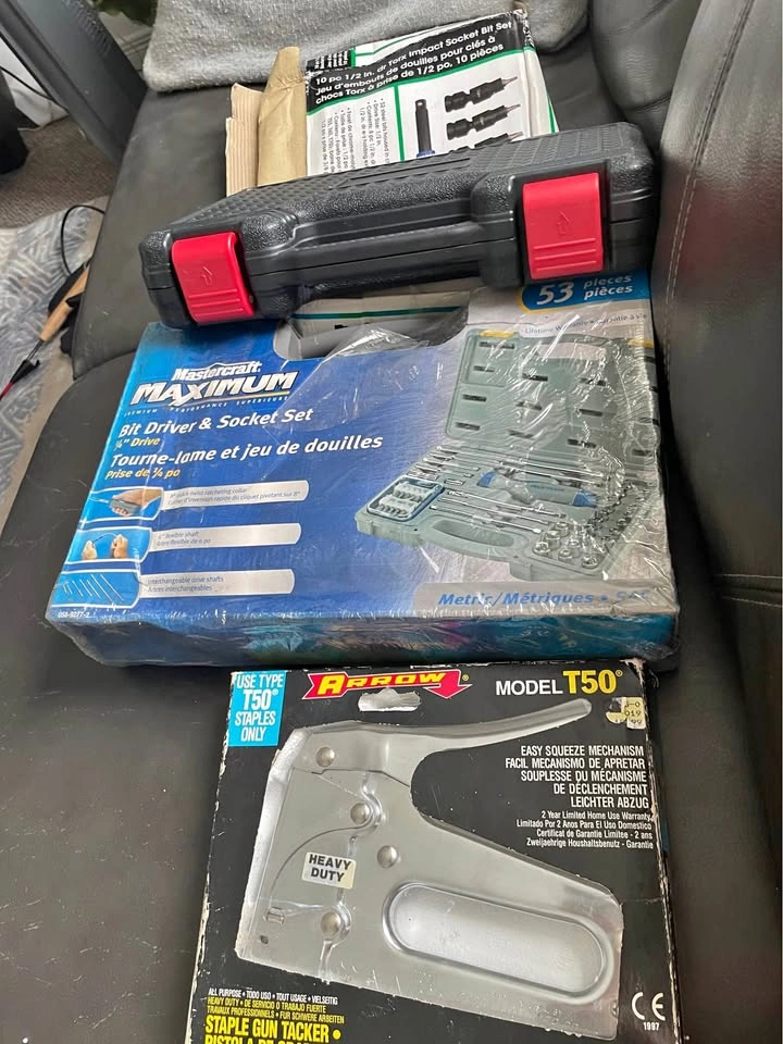 New Tool Bundle! Arrow T50 Staple Gun, Mastercraft Socket Set