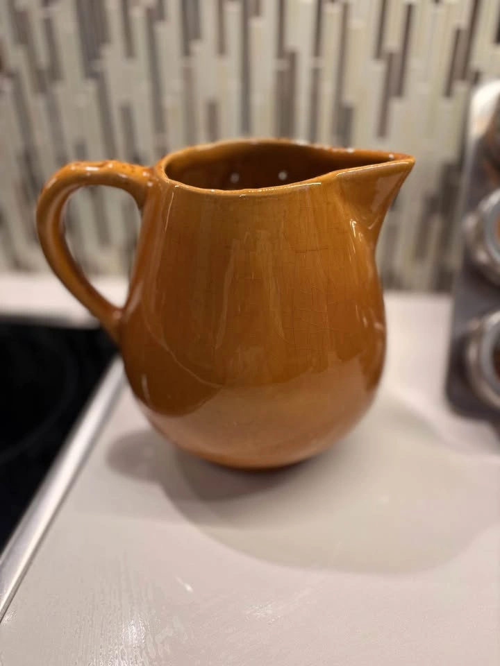 Vintage-style Ceramic Pitcher with Grape Design Utensil Holder - photo 3