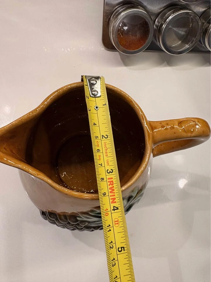 Vintage-style Ceramic Pitcher with Grape Design Utensil Holder - photo 5