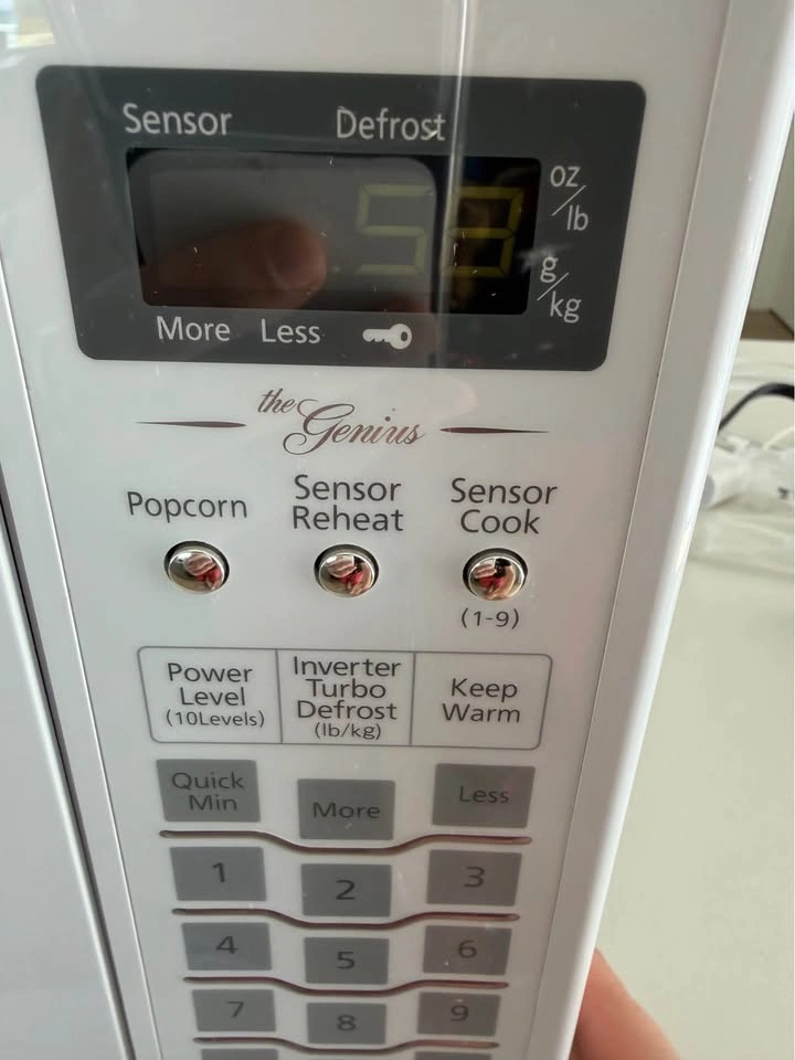 Panasonic Genius Inverter Microwave NN- series - photo 5