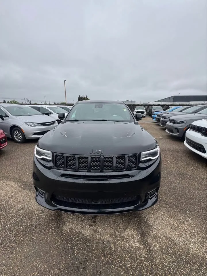 2020 Jeep Grand Cherokee AWD SRT8 - photo 3