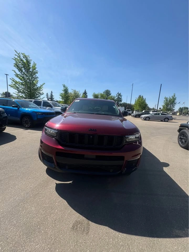 2025 Jeep Grand Cherokee L LIMITED - photo 2
