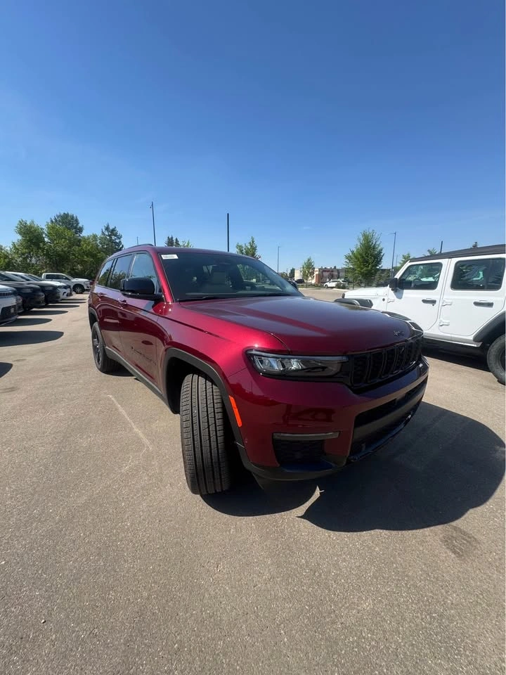 2025 Jeep Grand Cherokee L LIMITED - photo 3