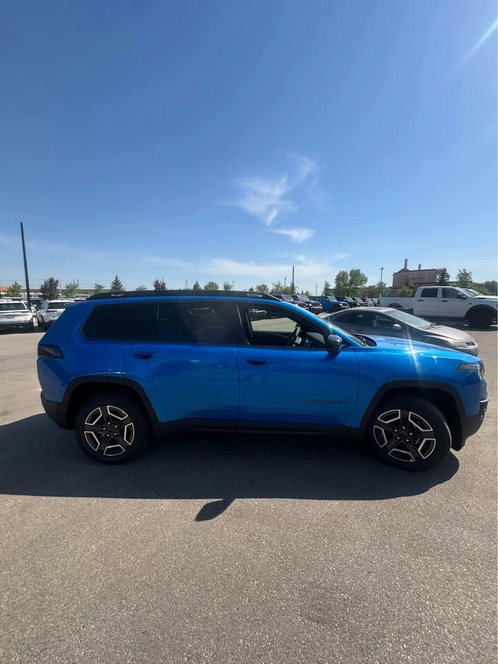 2026 Jeep Cherokee Laredo - photo 5