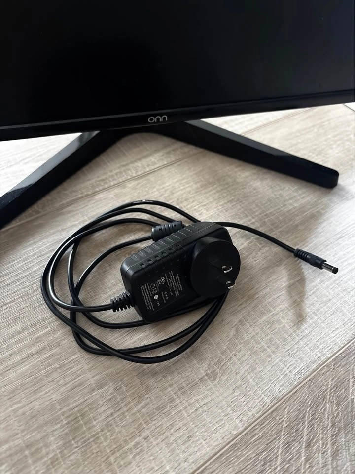 ONN 24" Monitor - photo 3