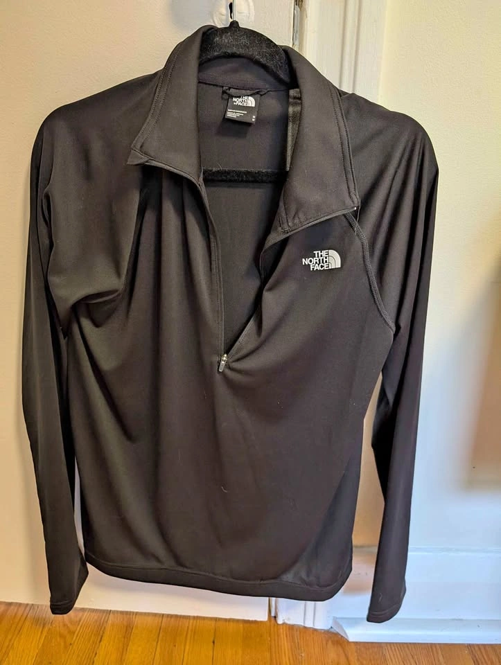 Brand new men's M long sleeve North Face shirt