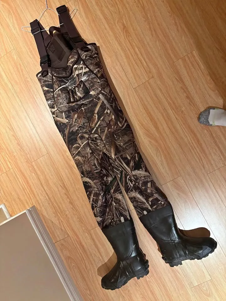 Allen Hunting or Fishing Waders Size 8 (small) thumbnail