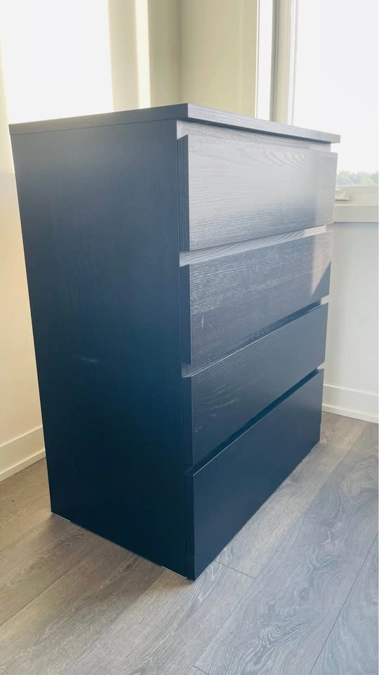 4-Drawer Chest / Dresser - photo 2