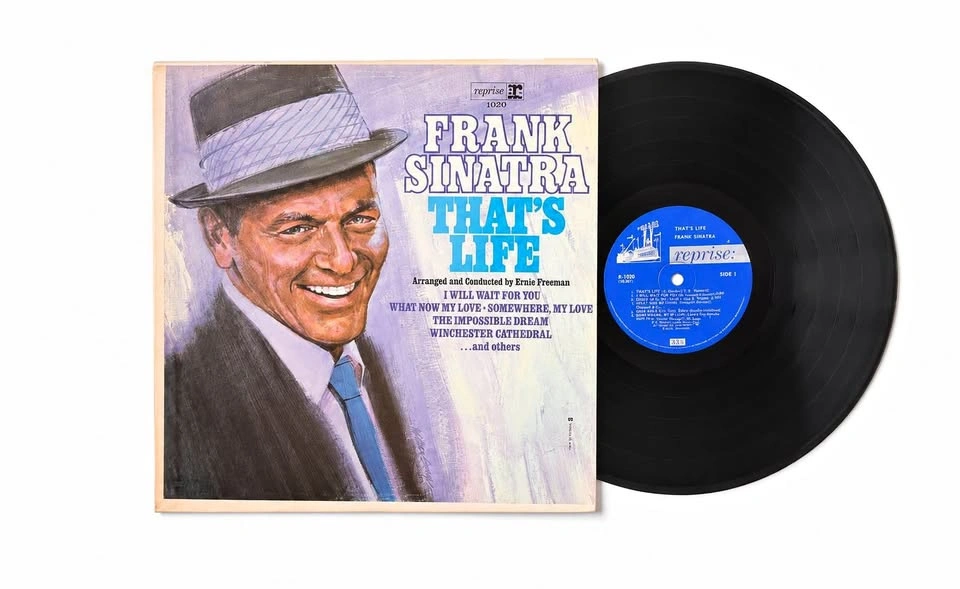 Frank Sinatra “That’s Life” LP Vinyl Record – Canadian Mono
