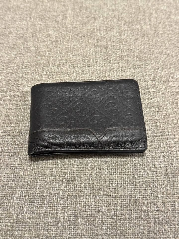 Guess Wallet