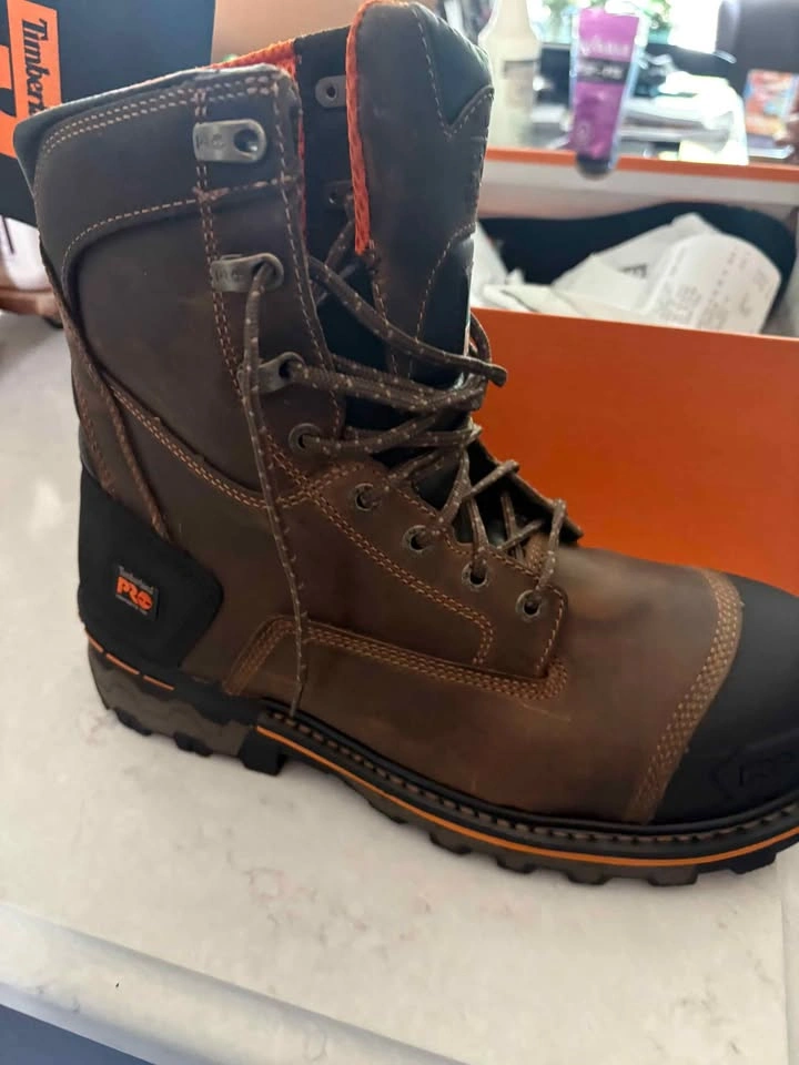 Timberland work boots brand new size 10.5 - photo 3