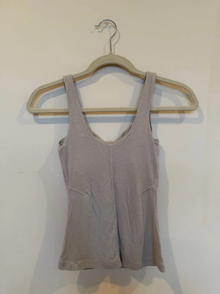 Lululemon Tank Top - photo 2