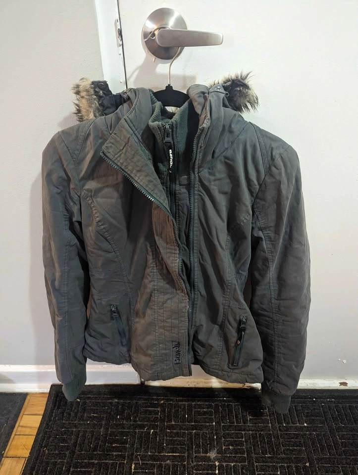 Jacket - Bench