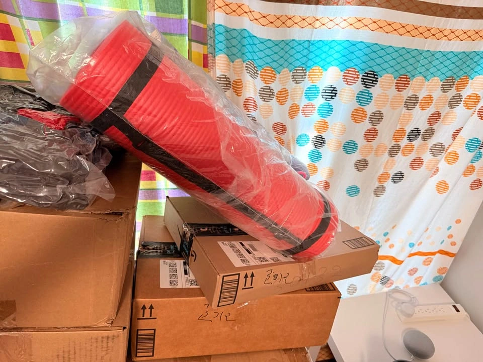 Yoga mats x2 (1 for $10) - photo 2