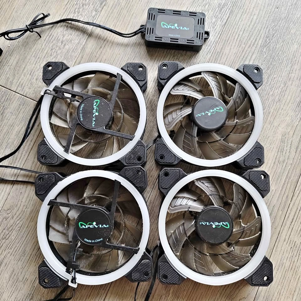 🎮 RGB Case Fans 4-pack with Hub