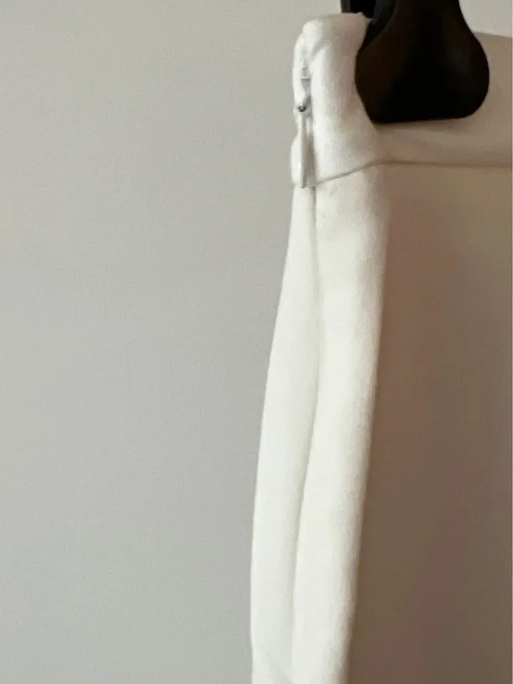 BCBGMAXAZRIA Off White Shorts - photo 3