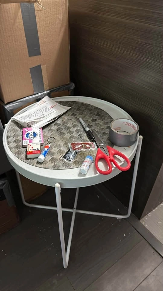 Round adjustable table - photo 2