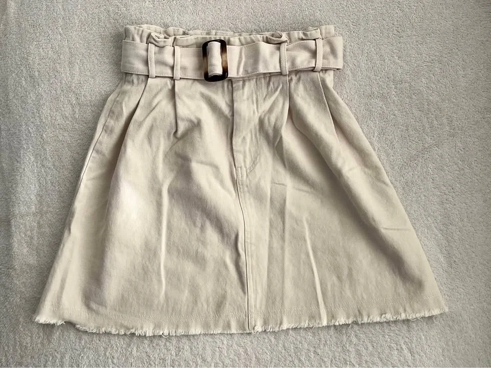 F21 Off White Skirt