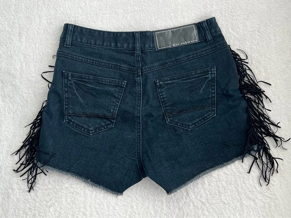 Kai-aakmann Black Shorts - photo 2