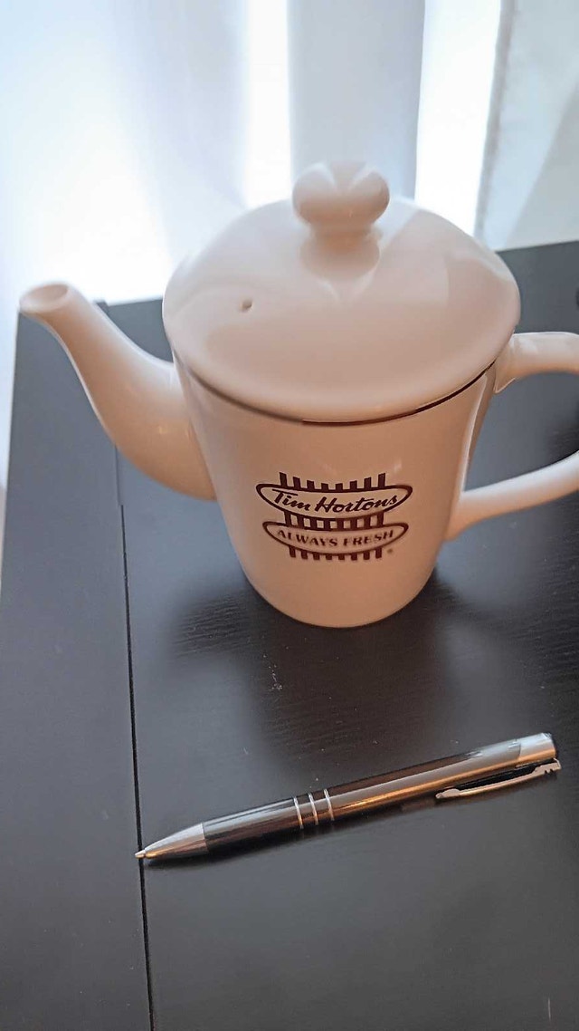 Vintage Tim Hortons 2 cup Stoneware Teapot with lid