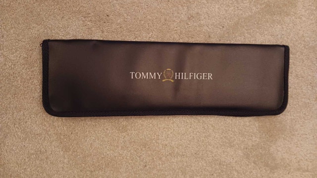 Tommy Hilfiger Tie Travel Case
