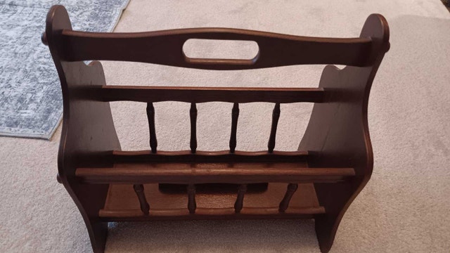 Vintage Solid Wood Magazine Rack - photo 3