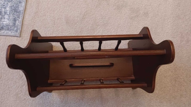 Vintage Solid Wood Magazine Rack - photo 4