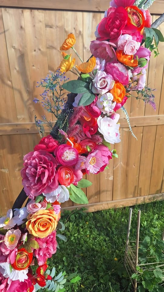Natural Wood and Floral Arch - photo 3