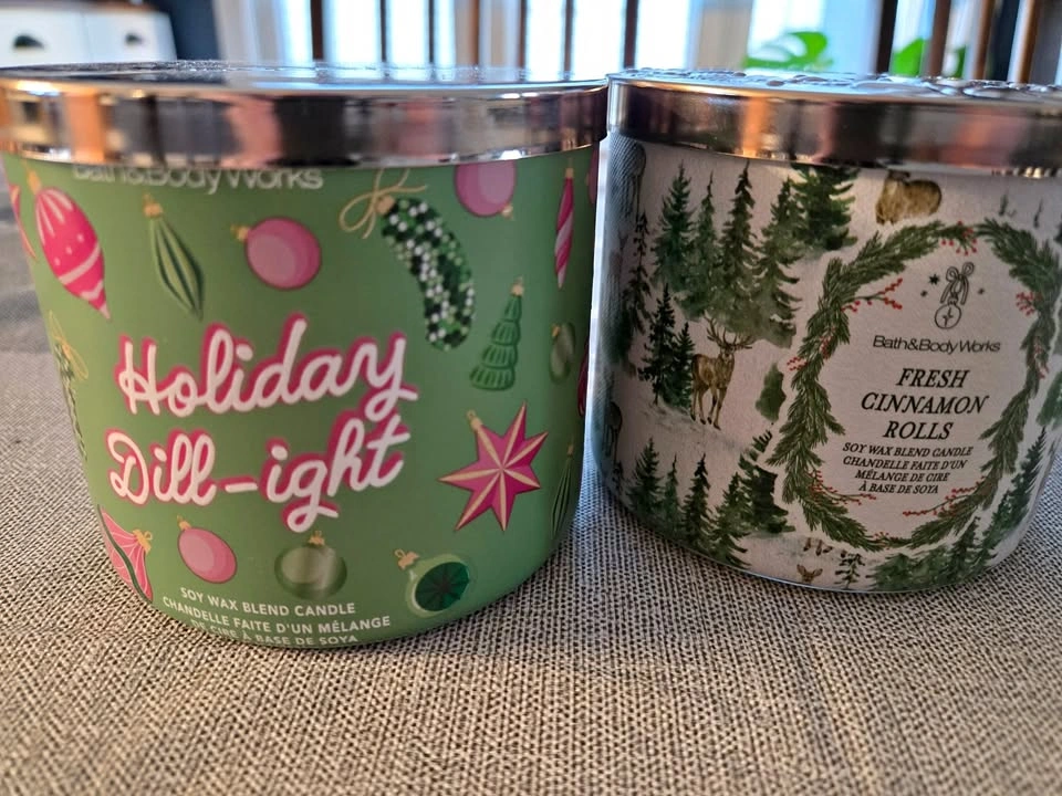 2x 3-wick candles (dill-ight and cinnamon rolls)