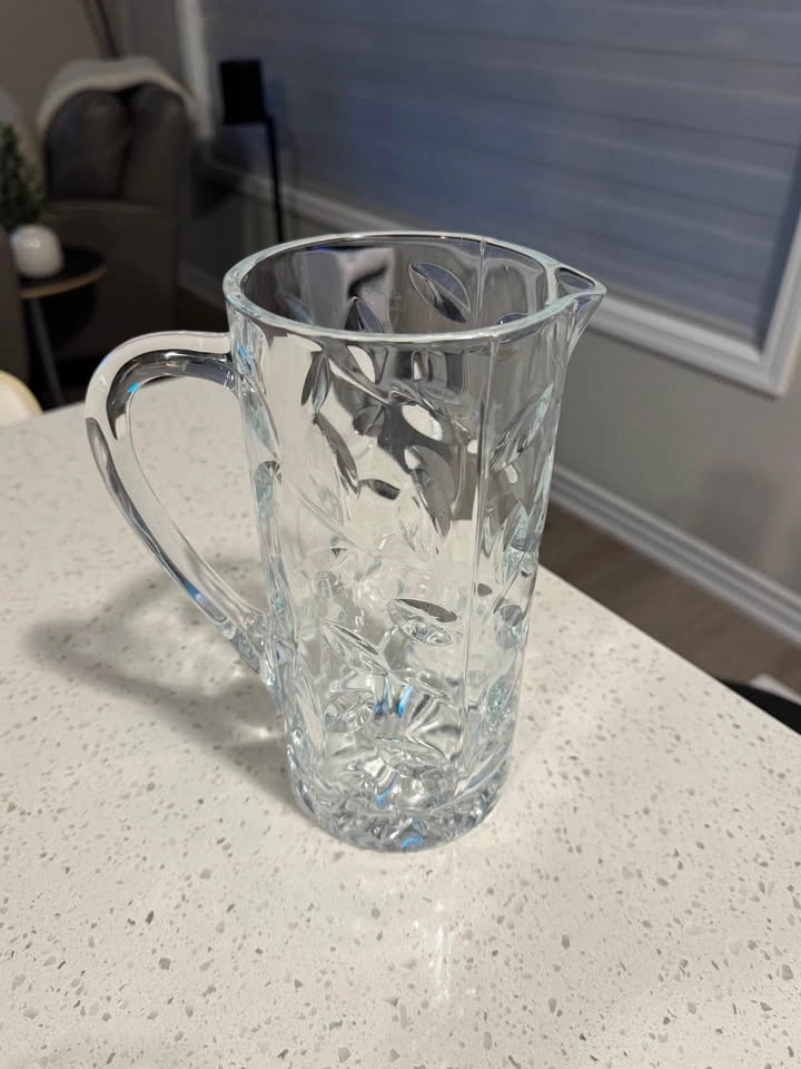 Vintage Leaf-Pattern Crystal Pitcher - photo 2