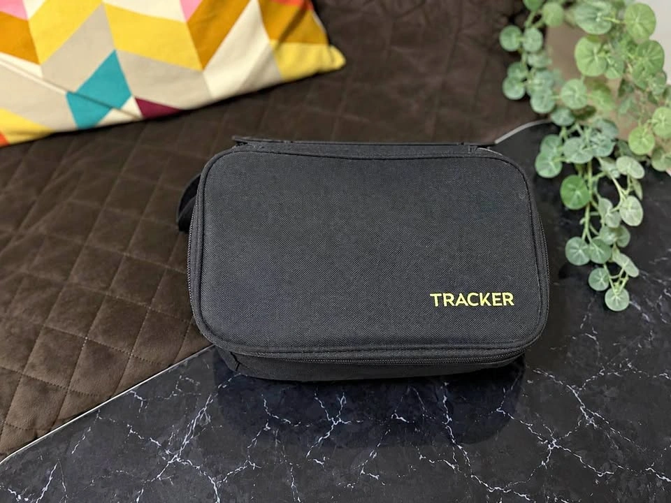 Tracker Lunch Bag with Containers – Excellent Condition